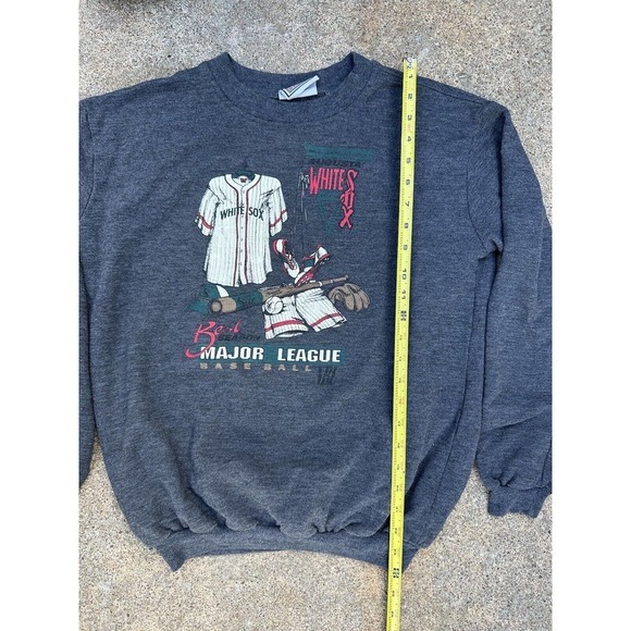 Vintage Bear International Red Sox Sweatshirt Mens Size Large Gray Red Pullover - Picture 10 of 11